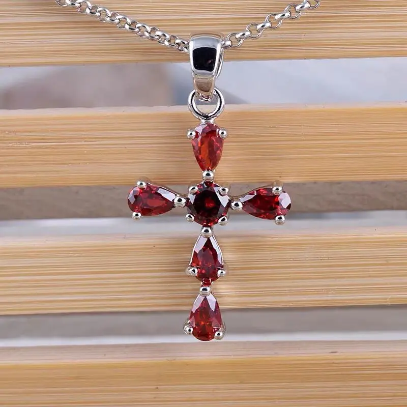 Špičkové náboženské Ježišové kríž prívesok náhrdelník 2 farby Crucifix estetický collier pre ženy mystické darčekové šperky