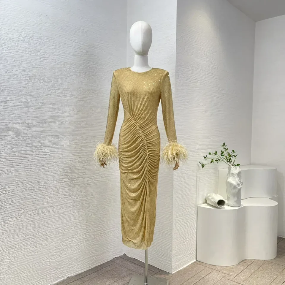 Špičkové oblečenie žien 2024 Spring Golden Diamonds pokrčené šaty Bodycon Midi Šaty