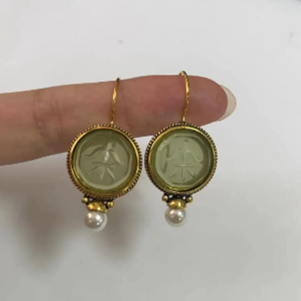 Štvorcový tvar visiaci náušnice Nový vintage trend Elegantné perlové náušnice Sladké zelené farby zelené náušnice zirkónov pre ženy