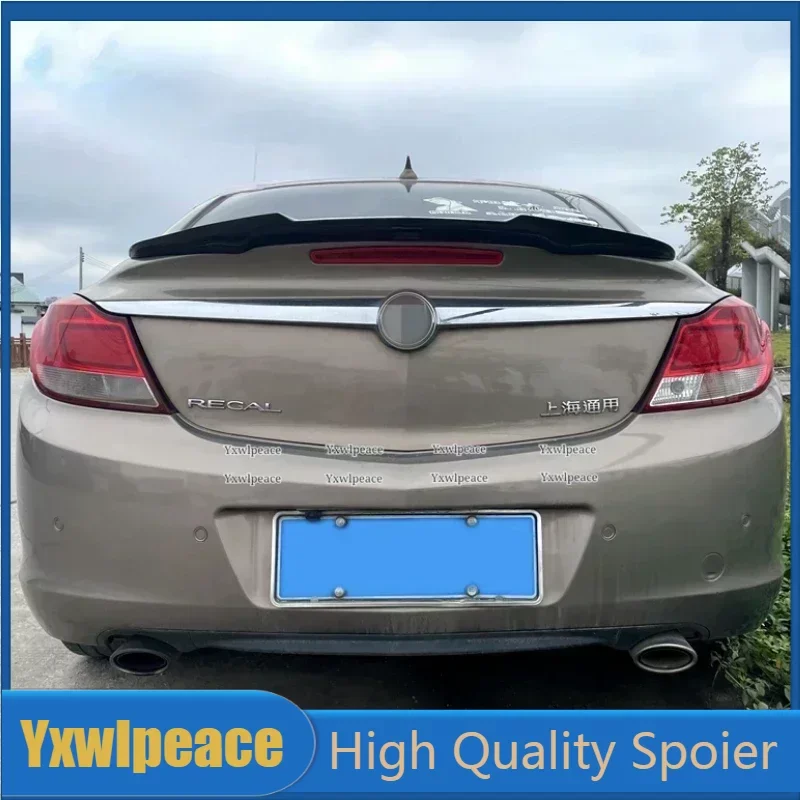 Štýl M4 Skutočné uhlíkové vlákno/ FRP lesklý čierny kufrový kmeňa Spiler SPOILER Auto pre Buick Regal Opel Insignia 2009-2013