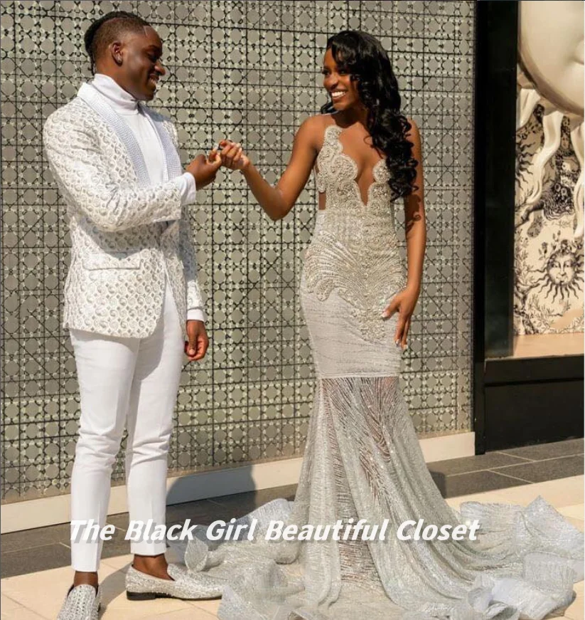 Šumivé strieborné biele večery sexy o krk čierne dievčatá Diamanty Flitre dekorácie šaty 2024 Dlhé rybolovné šaty