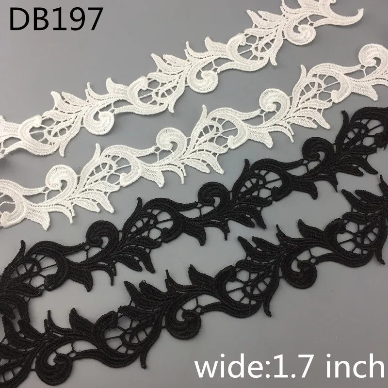 Šírka 2 yardov 4,5 cm biela čierna dutina vyšívacia čipka Lace Lace Lace LEM Kostýmy Príslušenstvo Svadobné šitie čipky s čipkou DB197