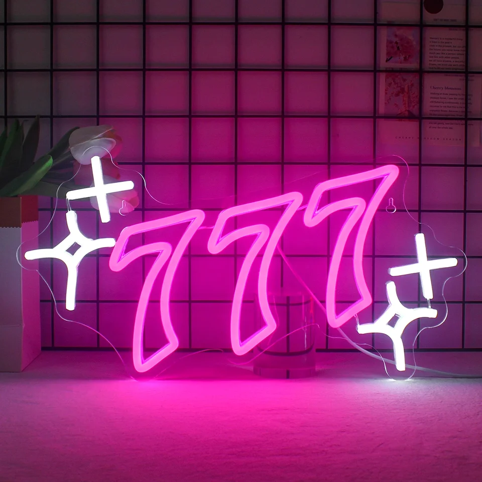 Šťastné číslo 777 Neon LED znamenie ružová biela