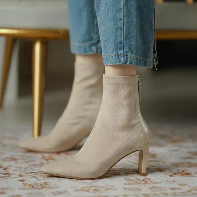 Ženy jeseň vysoké podpätky špicaté semišové členkové topánky Lady Stripper Winter Block Clear Heels krátke topánky marhule čierne ples topánky