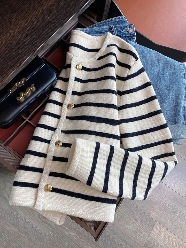 Ženy Spring Autumn Svetres O-Neck Stripe Pletená svetová módna módna s dlhým rukávom Príležitostné krátke krátke vrcholy Kórejský štýl nový 2024