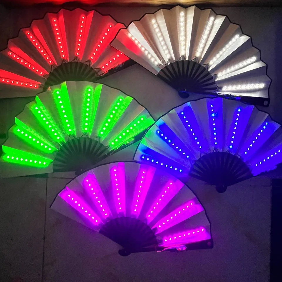 Žiara skladacie LED fanúšik tancujúci svetlo fanúšik nočná show Halloween vianočné rave festival festival Glow Glow in the Dark Party Supplies